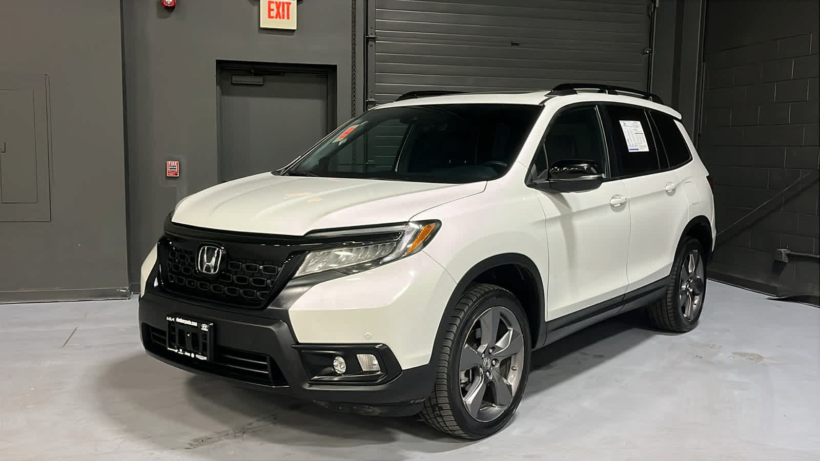 Used 2021 Honda Passport Touring image 3