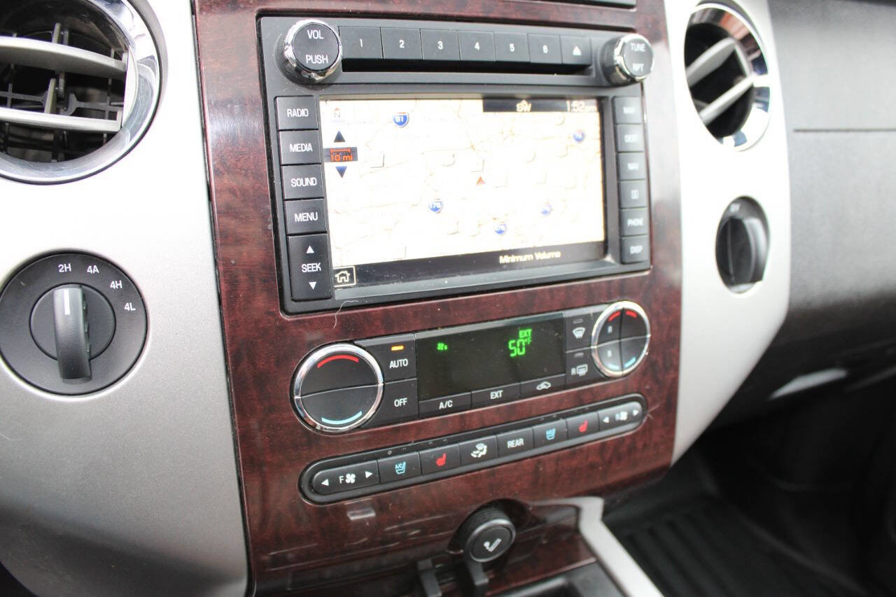 Used 2013 Ford Expedition EL King Ranch image 16