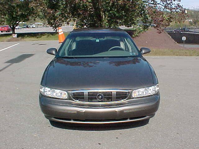 Used 2004 Buick Century Custom FWD image 3