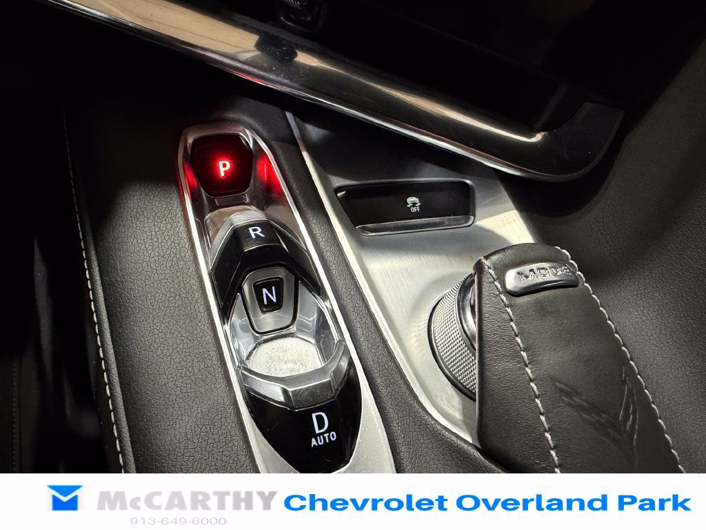 Used 2020 Chevrolet Corvette Stingray Convertible w/ Z51 Performance Package RWD image 27