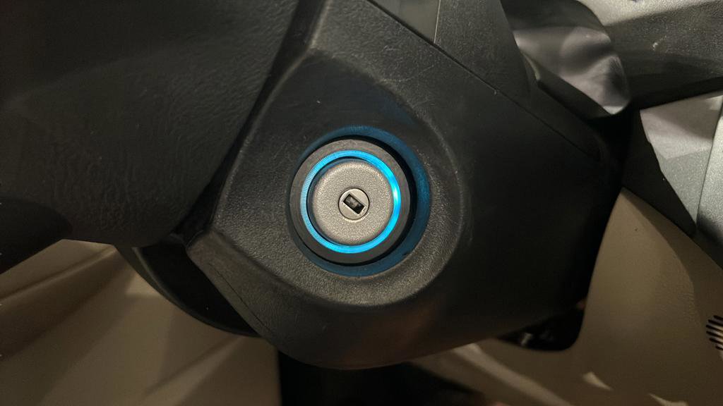 Used 2018 Ford Escape SE image 24