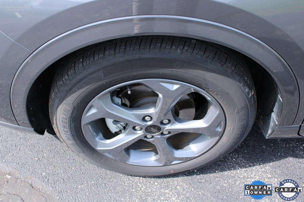 Used 2024 Ford Escape ST-Line w/ Cold Weather Package image 5