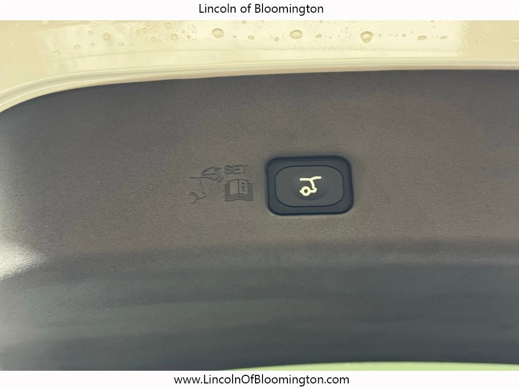 New 2026 Lincoln Nautilus Black Label w/ Jet Appearance Package image 71