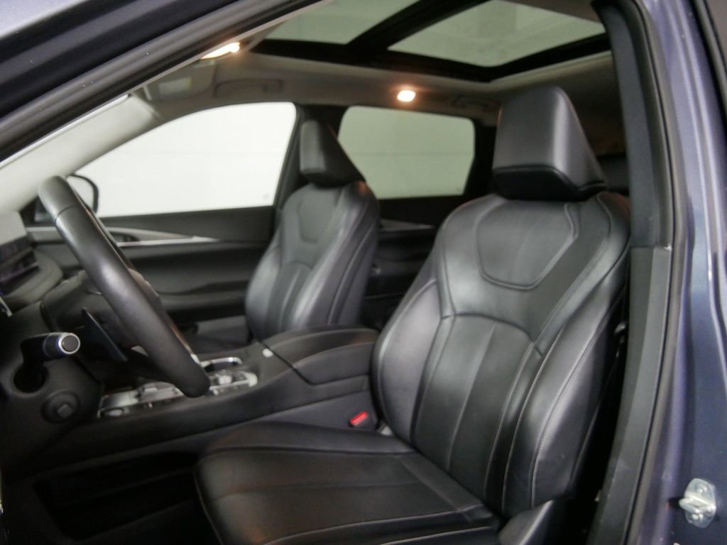 Used 2024 INFINITI QX60 Luxe image 10