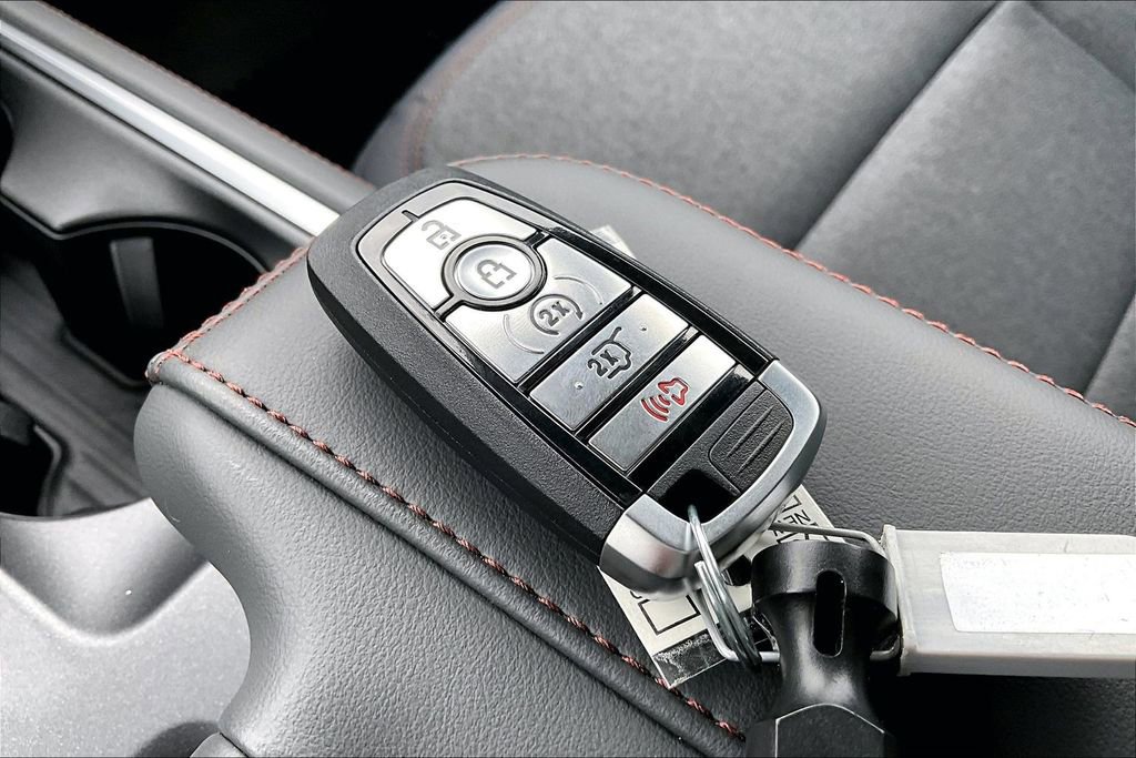 New 2025 Ford Expedition Max Active image 36