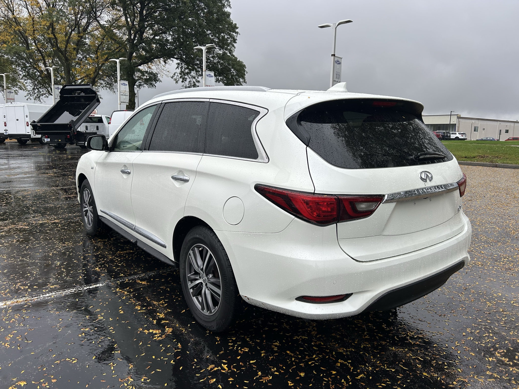 Used 2018 INFINITI QX60 FWD w/ Premium Plus Package image 5