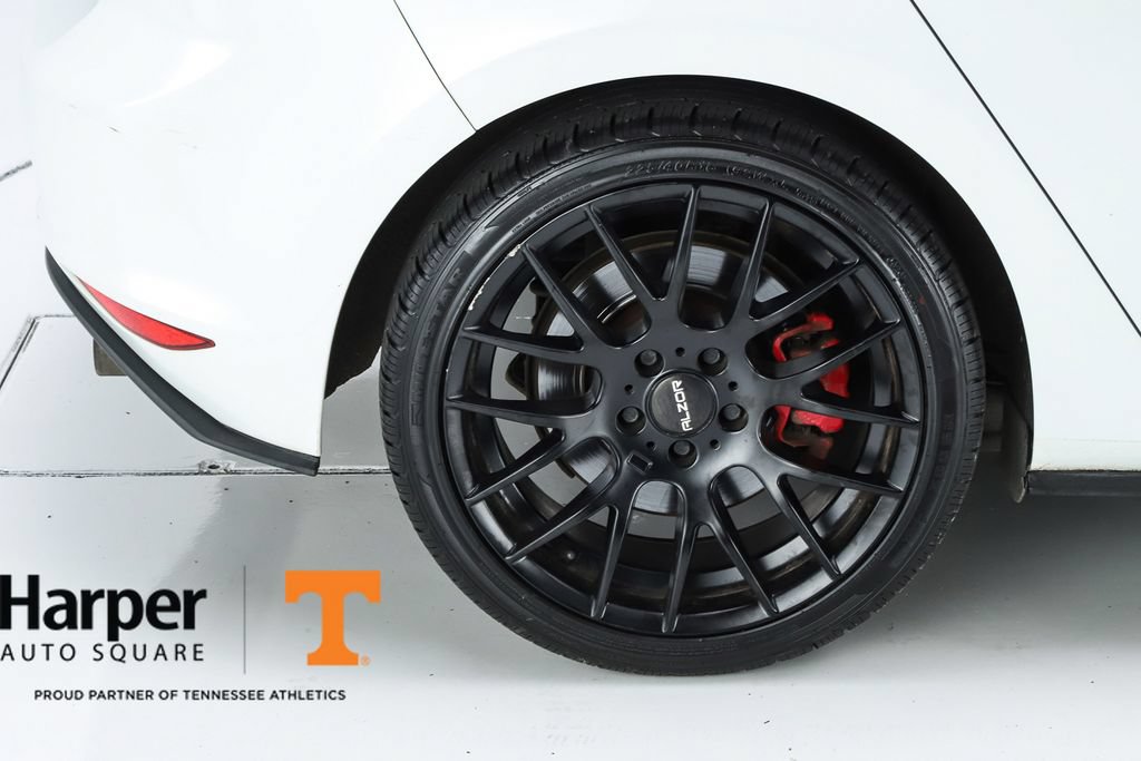 Used 2017 Volkswagen GTI SE FWD image 51