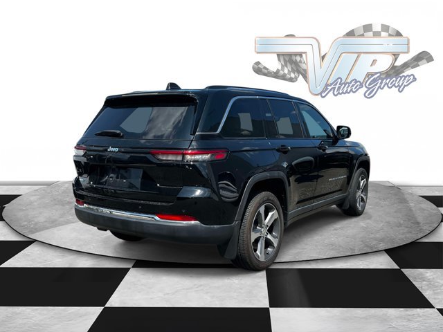 Used 2023 Jeep Grand Cherokee 4WD 4xe image 4
