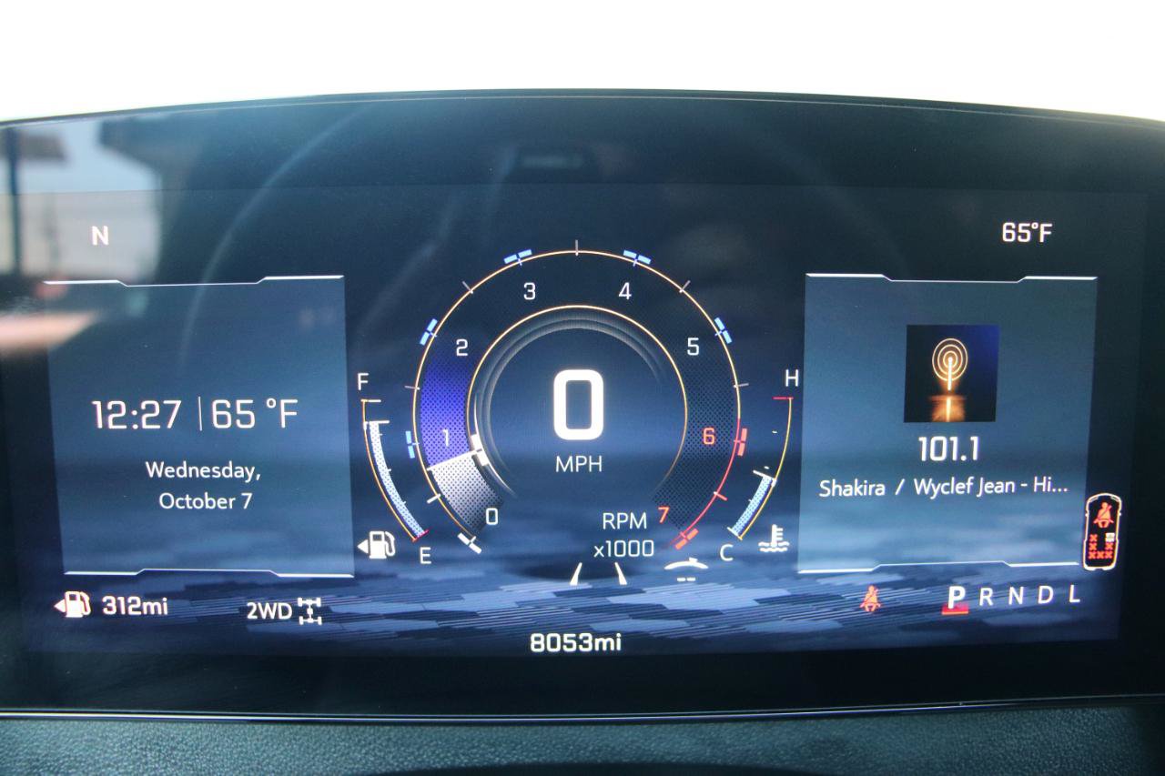 Used 2026 Chevrolet Traverse LT AWD/4WD image 30