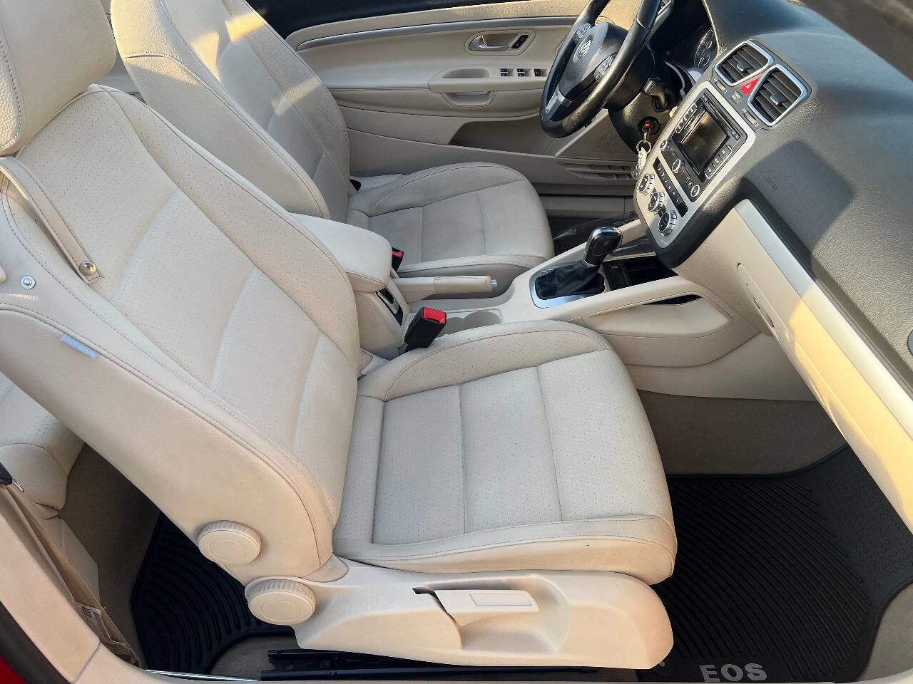 Used 2014 Volkswagen Eos Komfort image 28