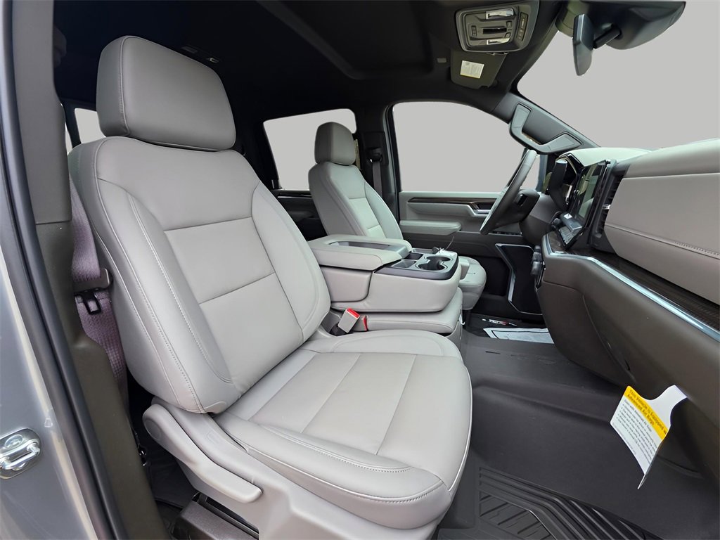 New 2026 Chevrolet Silverado 3500 LT w/ Texas Edition image 17
