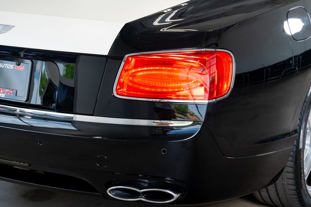 Used 2015 Bentley Flying Spur V8 AWD/4WD image 12