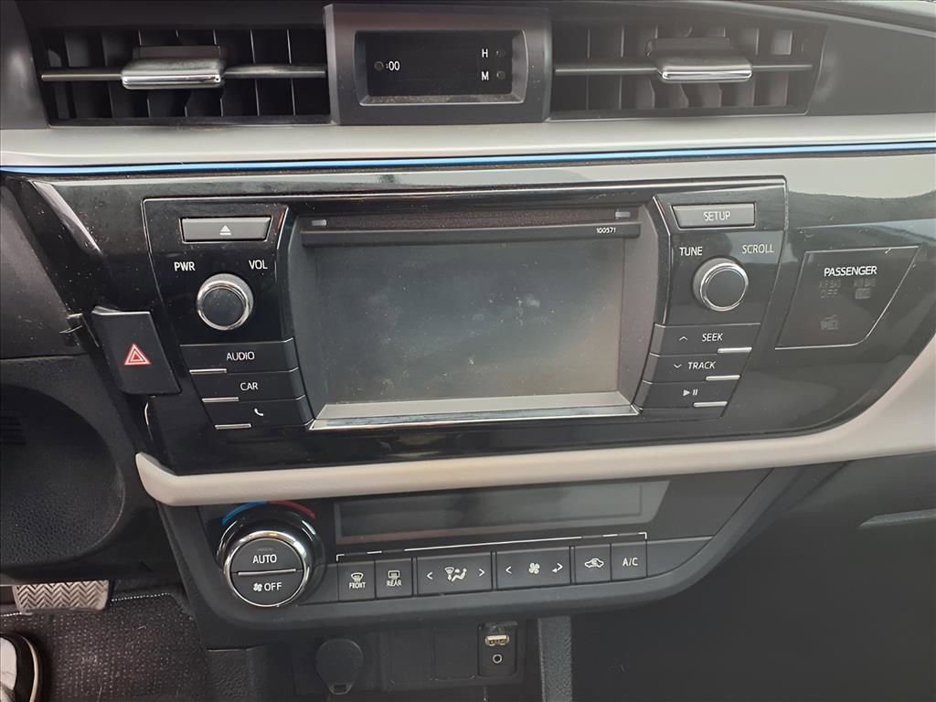 Used 2016 Toyota Corolla LE image 15