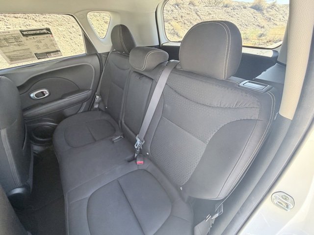 Used 2015 Kia Soul + image 21