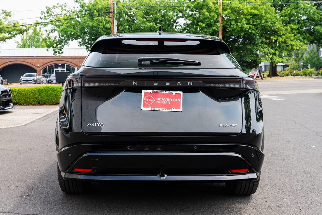 Used 2023 Nissan Ariya FWD image 5