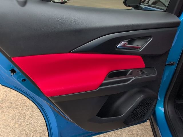 New 2026 Chevrolet Equinox EV RS FWD image 9