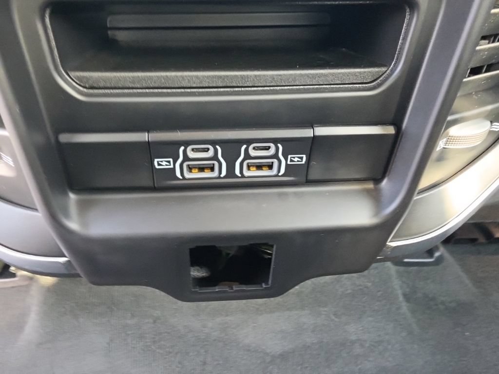 Used 2022 RAM 1500 Laramie RWD image 33
