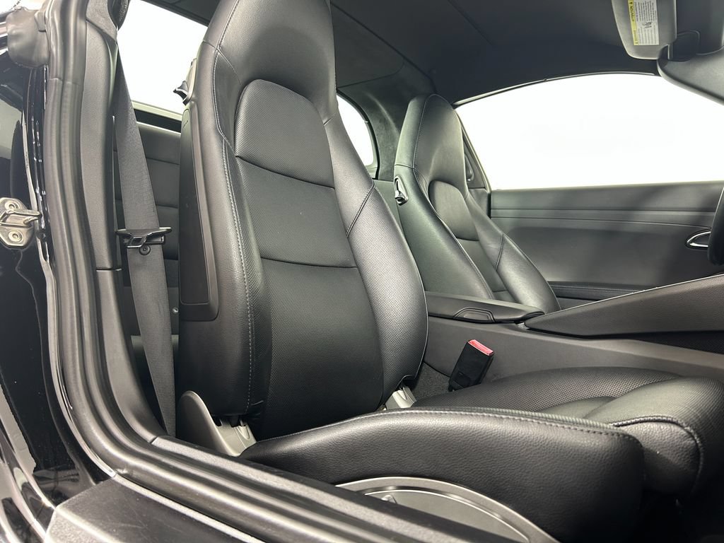 Certified 2016 Porsche 911 Targa 4 AWD/4WD image 25