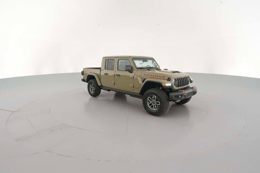 New 2026 Jeep Gladiator Mojave image 16