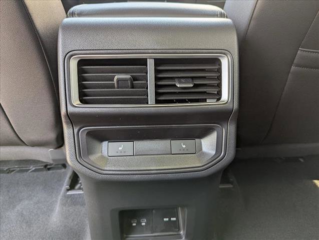 New 2026 Volkswagen Atlas Cross Sport SEL R-Line image 15