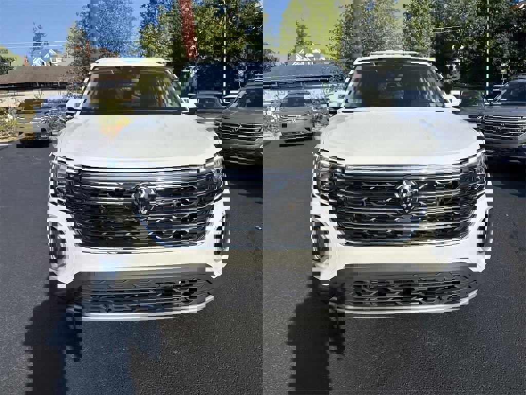 New 2026 Volkswagen Atlas SE image 2