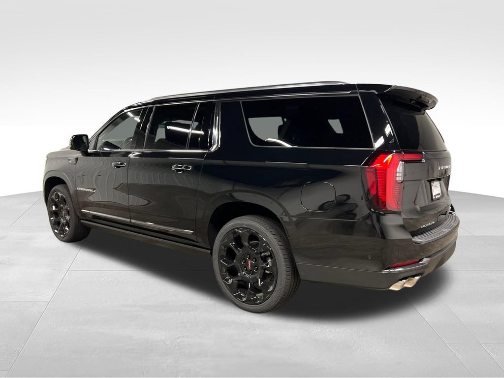 New 2026 GMC Yukon XL Denali Ultimate w/ LPO, Floor Liner Package AWD/4WD image 7