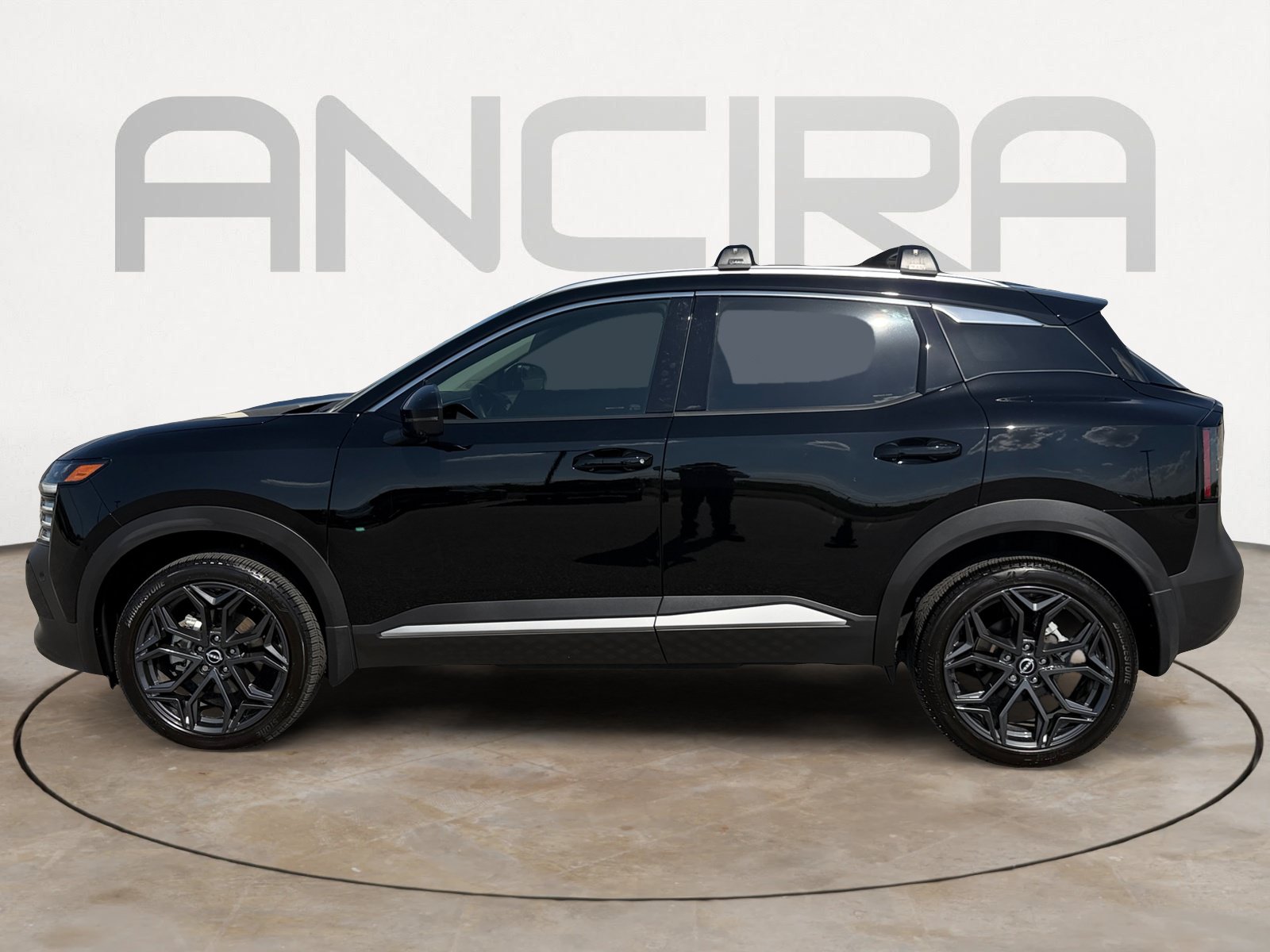 Used 2026 Nissan Kicks SR FWD image 7