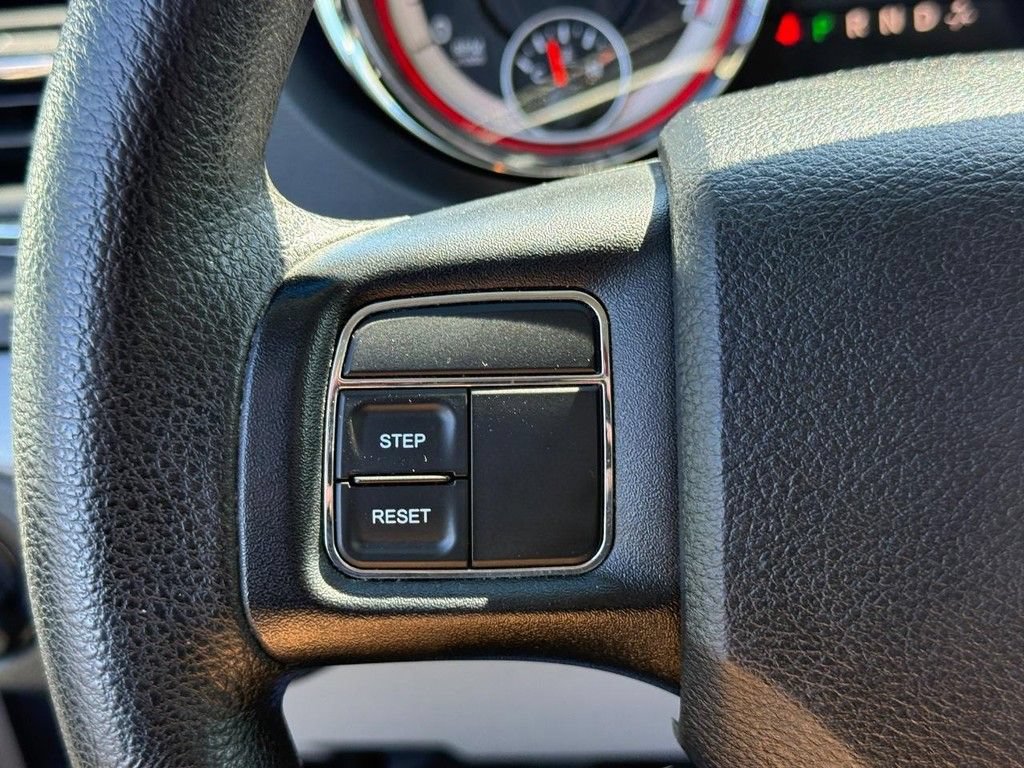 Used 2015 RAM C/V Tradesman FWD image 12