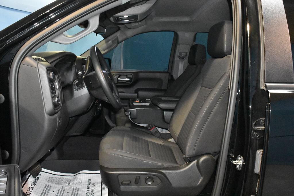 Used 2022 Chevrolet Silverado 1500 Custom AWD/4WD image 6