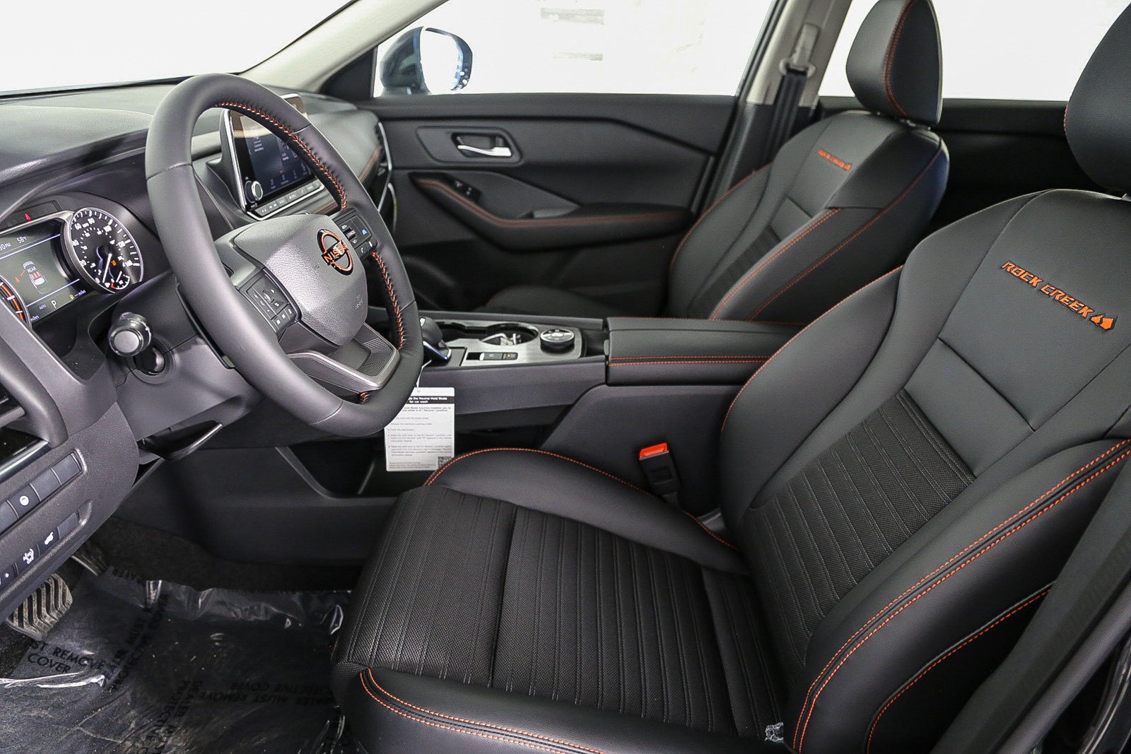 New 2025 Nissan Rogue SV w/ Rock Creek Premium Package AWD/4WD image 19