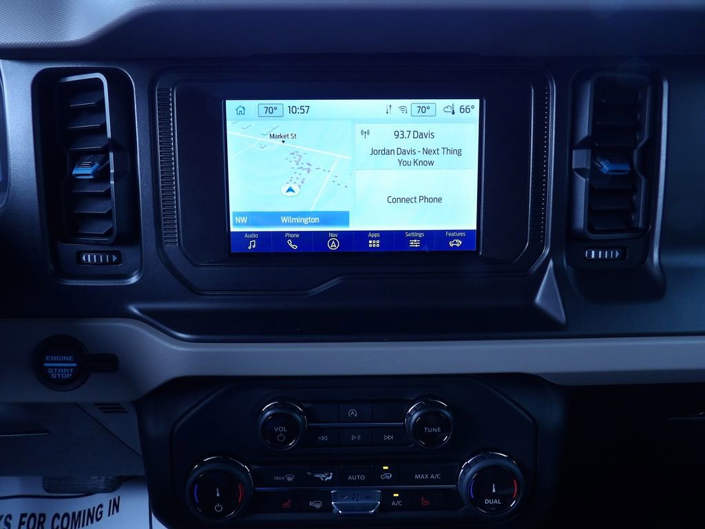 Used 2022 Ford Bronco Wildtrak image 18