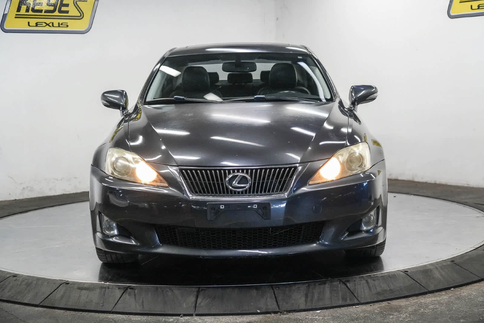 Used 2010 Lexus IS 250 RWD image 2