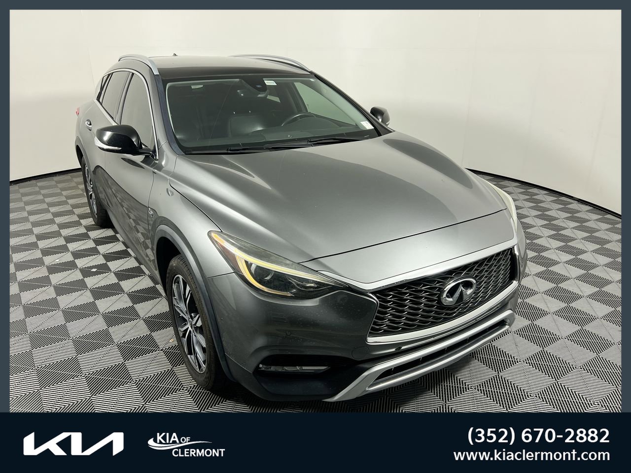Used 2018 INFINITI QX30 Premium w/ Navigation Package