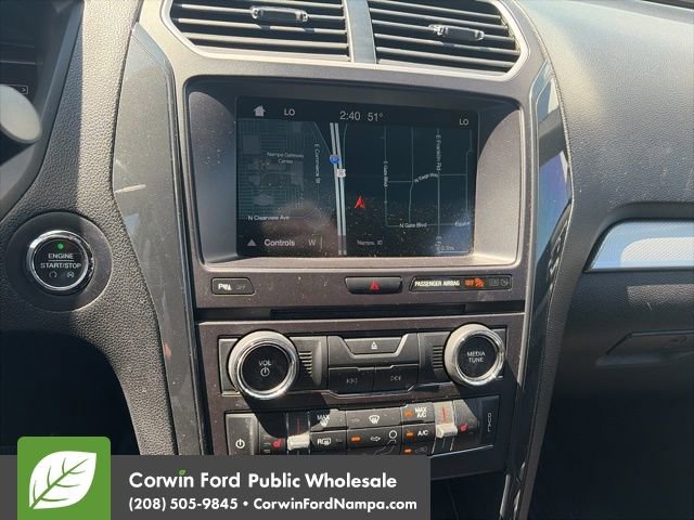 Used 2017 Ford Explorer XLT w/ Equipment Group 202A FWD image 17