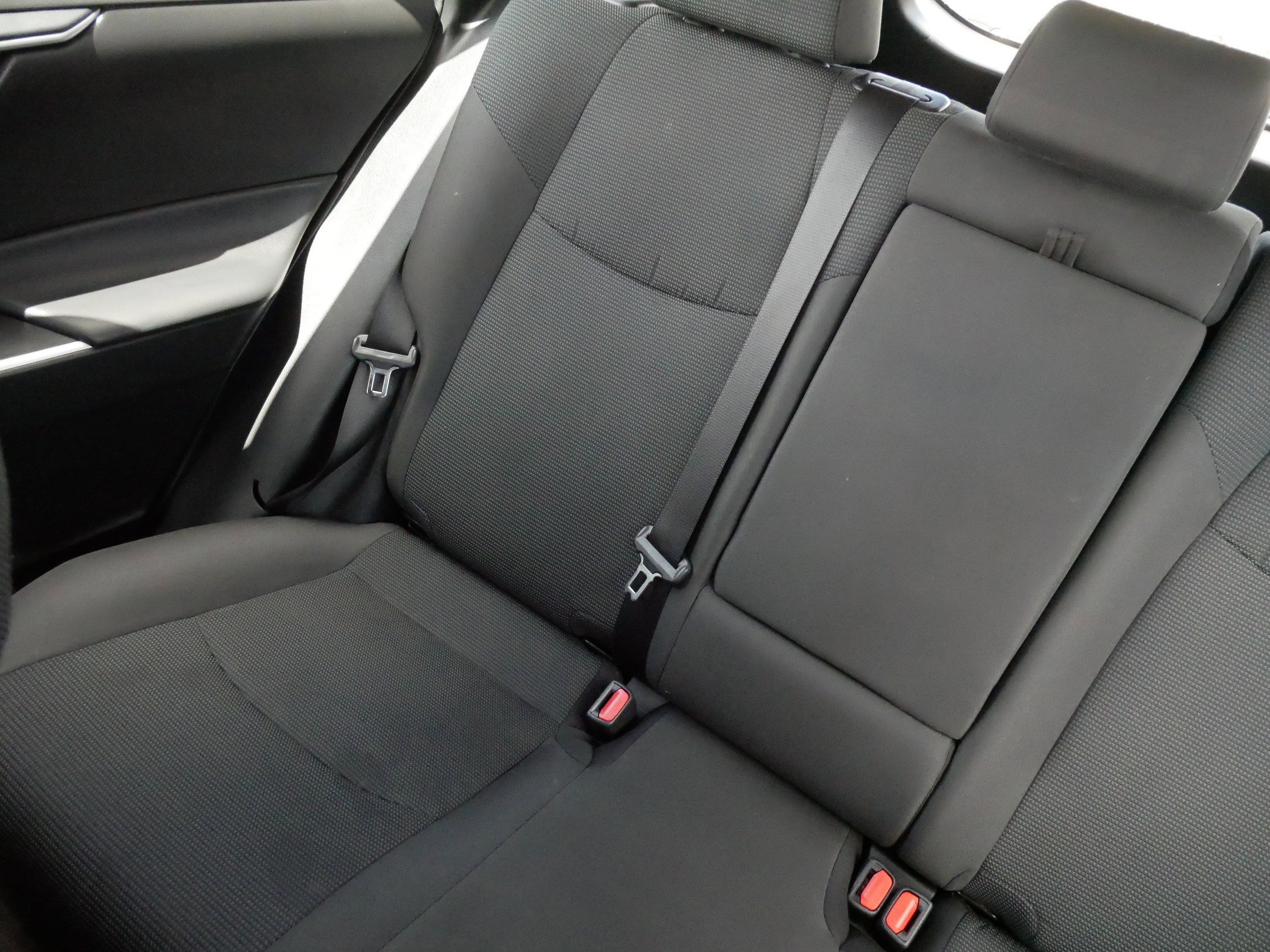 Used 2023 Toyota RAV4 LE AWD/4WD image 12