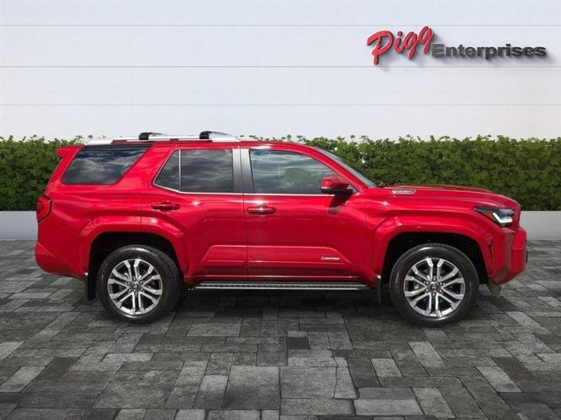 Used 2025 Toyota 4Runner Limited AWD/4WD image 8
