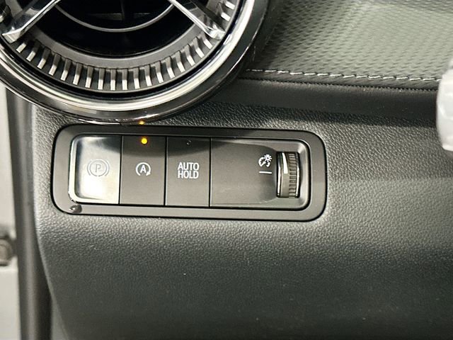 New 2026 Chevrolet Equinox LT w/ Convenience Package II image 11