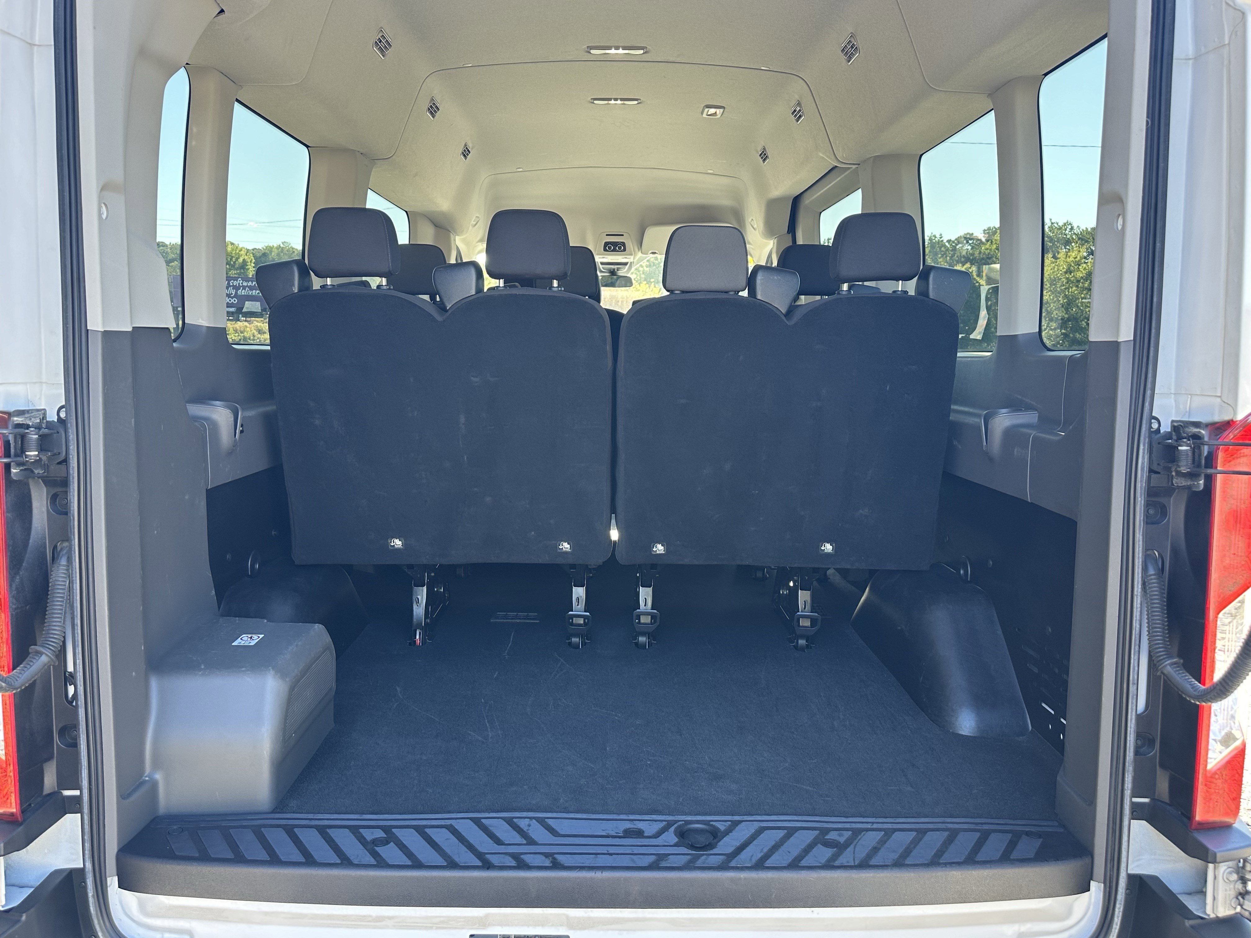 Used 2024 Ford Transit 350 XL image 21