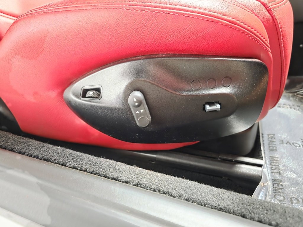 Used 2018 Maserati GranTurismo Sport image 18