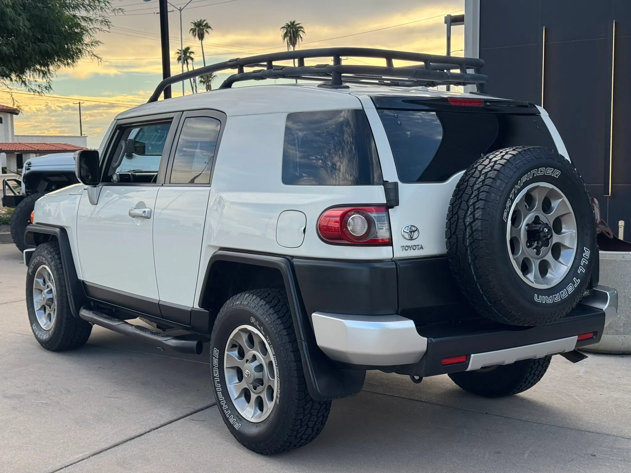 Used 2013 Toyota FJ Cruiser 2WD w/ Convenience Pkg image 10
