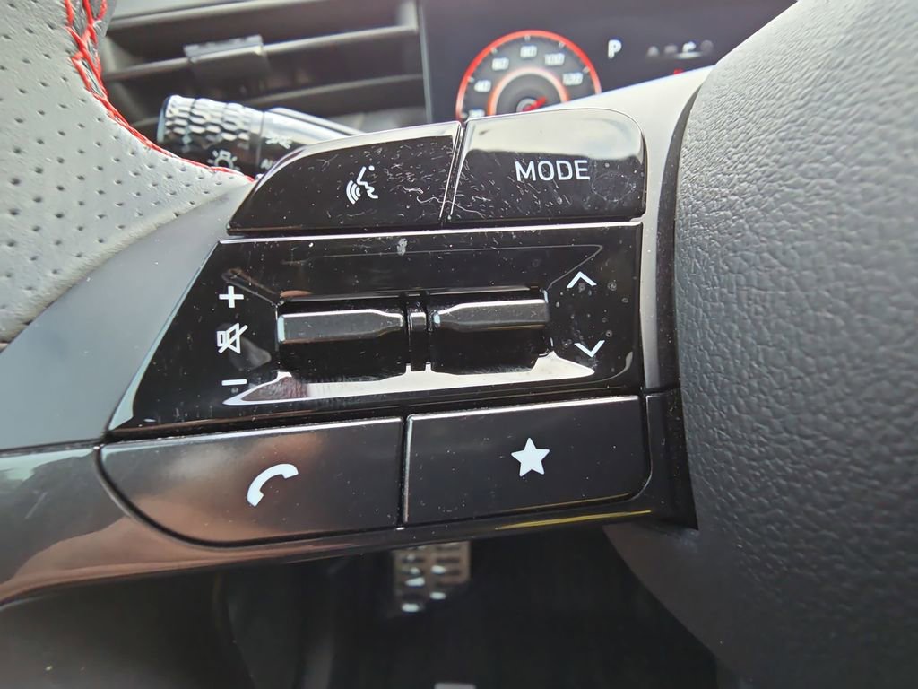 Certified 2023 Hyundai Tucson N Line image 17