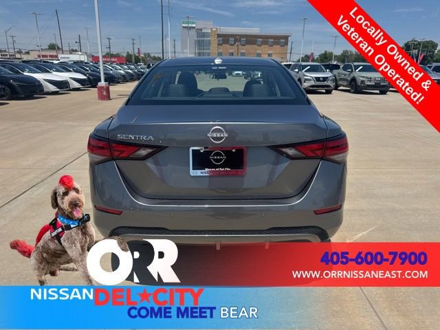 Used 2025 Nissan Sentra SV FWD video 3
