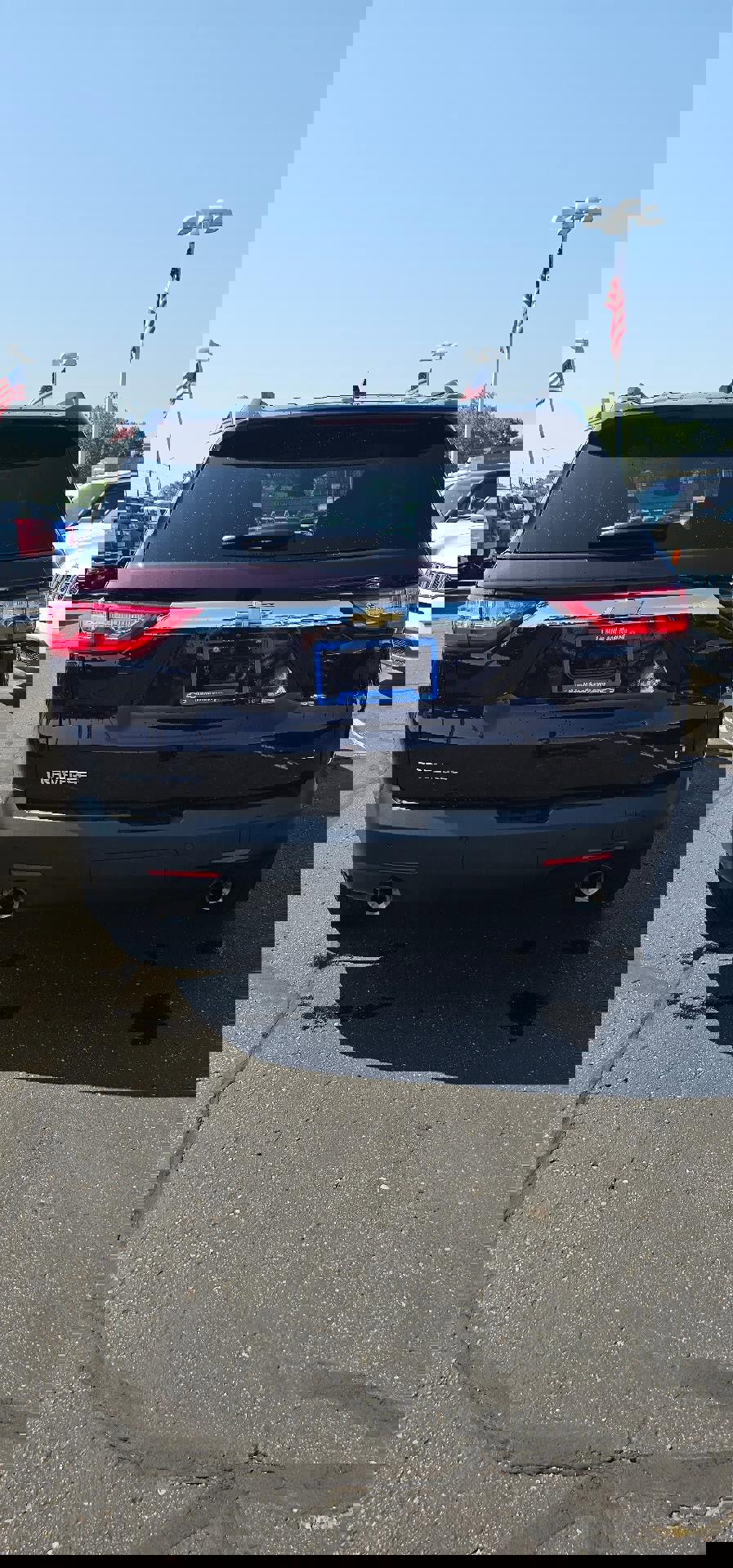 Used 2021 Chevrolet Traverse LT image 6