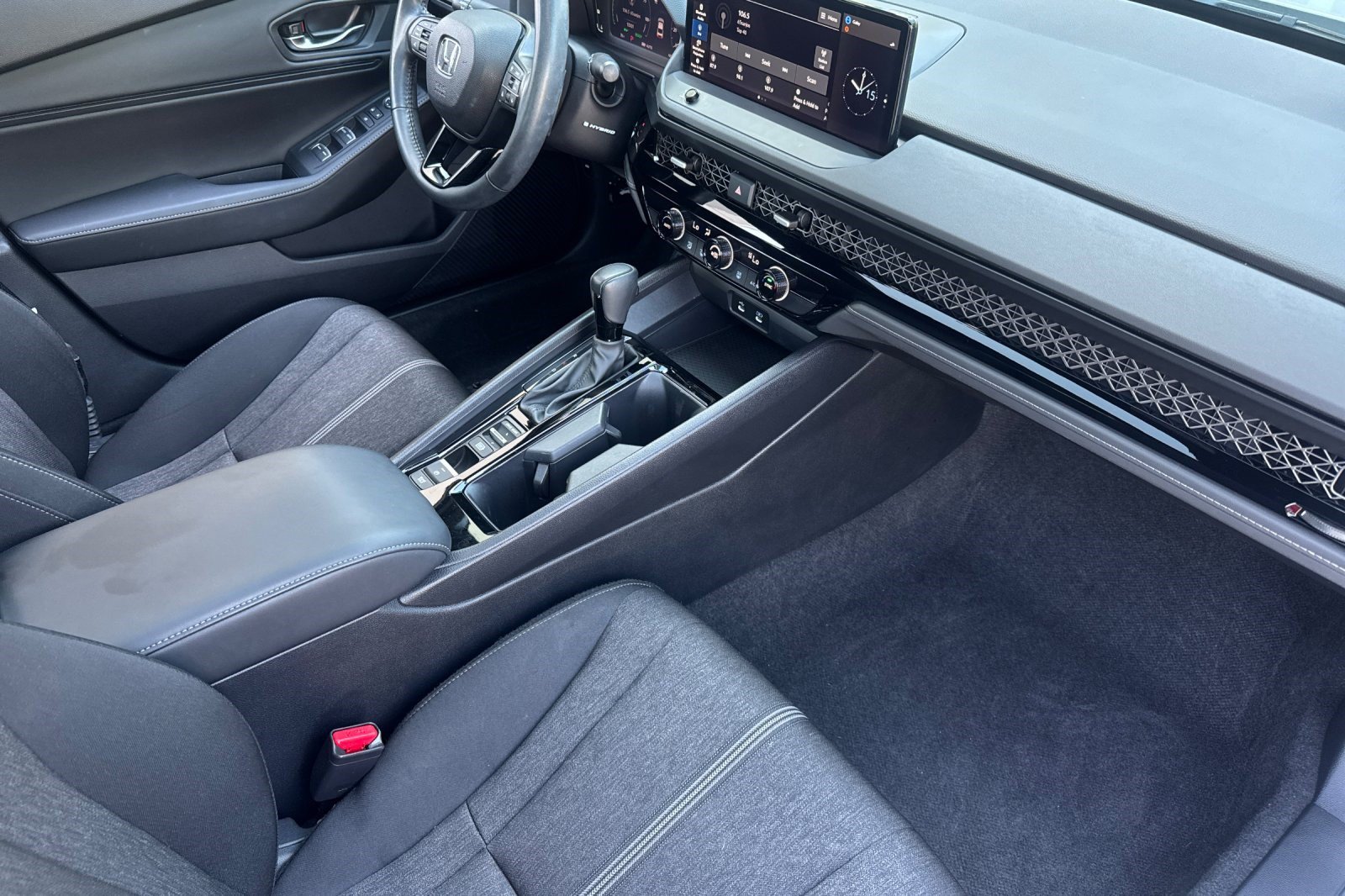 Used 2023 Honda Accord Sport image 32
