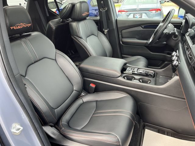 Used 2025 Honda Pilot TrailSport image 27