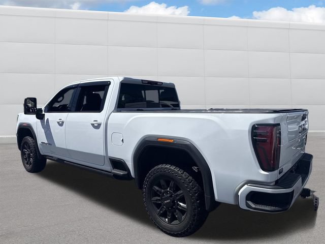 Used 2024 GMC Sierra 2500 AT4 w/ AT4 Premium Plus Package AWD/4WD image 3