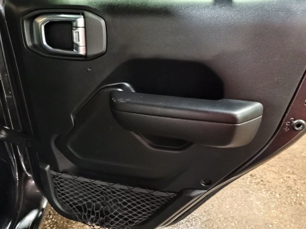 Used 2021 Jeep Wrangler Unlimited Sport image 20