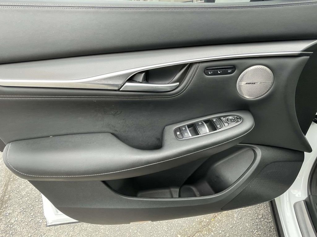 Used 2025 INFINITI QX55 Essential image 18