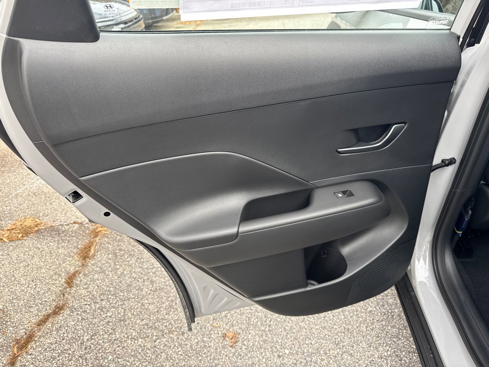 New 2026 Hyundai Kona SE image 21