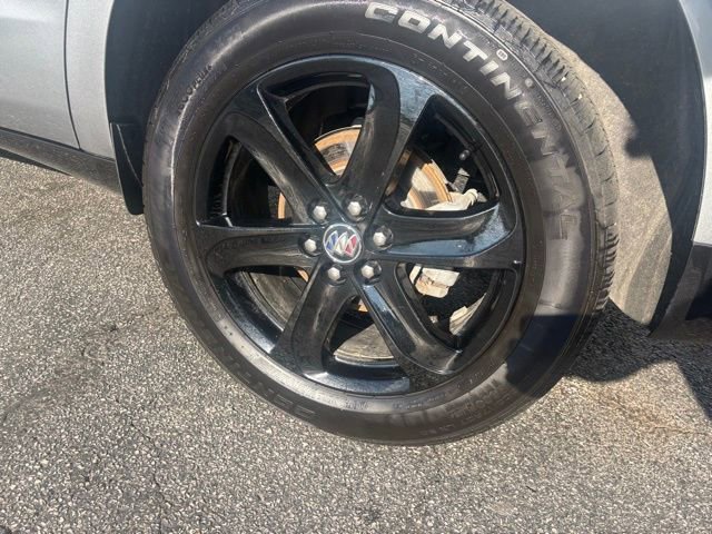 Certified 2024 Buick Enclave Essence w/ Sport Touring Edition image 27